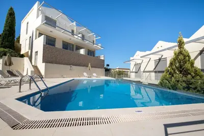 Image de Lucky Seaside Villa - with a shared Pool by the beach