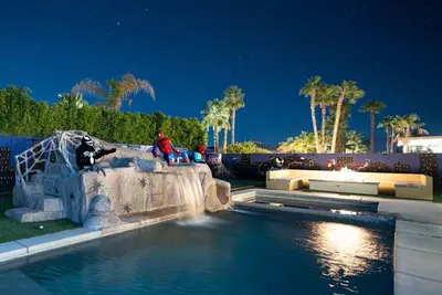 Image de All inclusive - Spider-Man Retreat: Waterslide, 100k Gameroom, Pickleball, Bocceball & More!