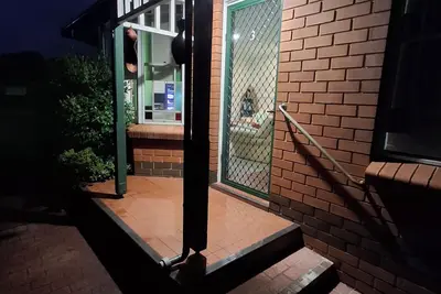 Image de Beachside triplex. Level walk to beach and all amenities.