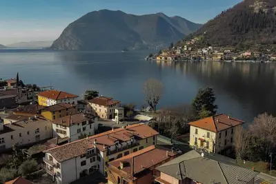 Image de Just a dip away from Lake Iseo is this beautiful apartment