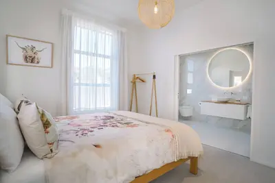 Image de Guest house on Grove