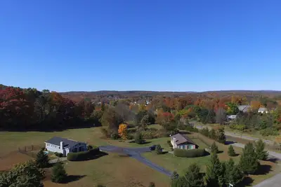 Image de Apache - Dog Friendly Fenced Yard Chalet