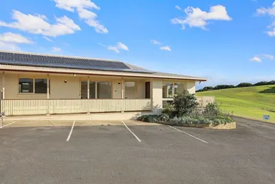 Logans Beach Apartments - Greenviews
