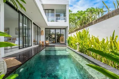 Image de Kecubung Villa - Trois Chambres Villa, Couchages 6