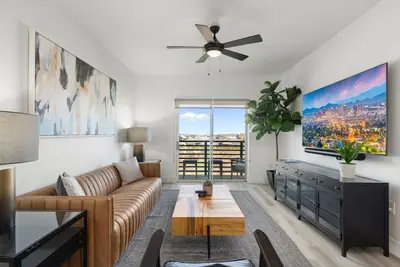 Image de 2br Retreat | Patio & Stunning Sunset View