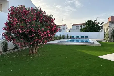 Image de \nTavira Casa with Pool: 2Beds with a huge terrace\n8 mins walk max to amenities