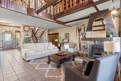 Image de Country Escape - Acreage Home with Park