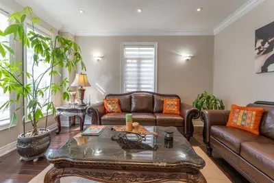 Image de Spacious 4br Home w\/ Private Yard, Bbq & Fast WiFi