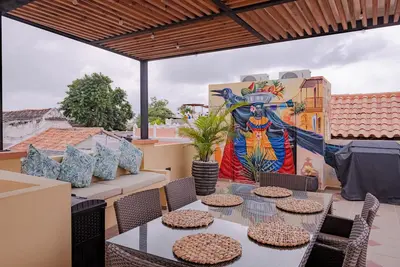 Image de Spacious 6-bedroom house in charming Cartagena with hot tub & Ac