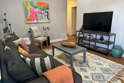 Image de Newly renovated 2-bedroom house in Austin! Minutes from Dt, Soco & the airport!