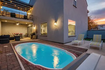 Image de Elim Valley 4228, Private pool, foosball, ping pong, and more