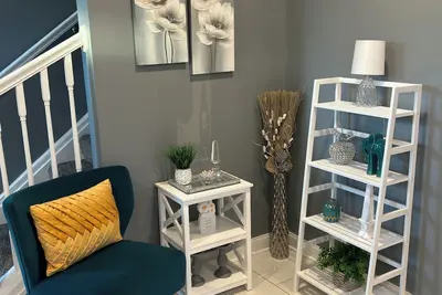 Image de Luxury Fully Furnished Spacious 3 Bdr 3 Full Bth Columbus Home with Amenities!