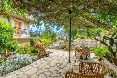 Image de Stunning sea views and modern comforts