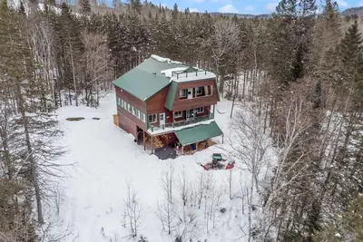 Image de 4 Belles Vues-Cozy  retreat in the middle of the forest. Pet-Friendly!