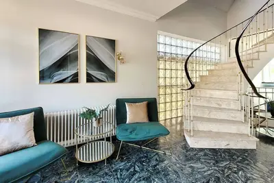 Image de Modern maisonette apartment with garden access and bicycle parking space,