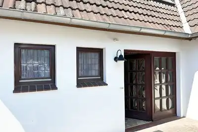 Image de Vacation home with garden and idyllic tranquillity - beach oasis for groups - Holiday home