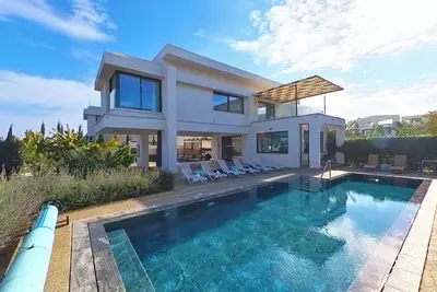 Image de Brand New 3 Bedroom Detached Villa With Large 12 X 4 Metre Heated Swimming Pool