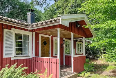 Image de Maison confortable de 3 chambres à.