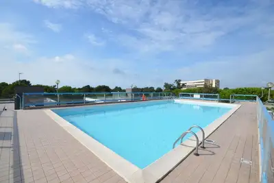 Image de Appartement moderne avec balcon, à 100m de la plage