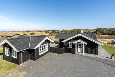 \"Djuna\" - 550m from the sea by Interhome