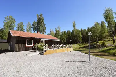 Image de Cozy cottage in Årjäng near the lake and nature | Se18009