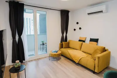 Image de Koi Deluxe, Urban Two Bedroom Oasis