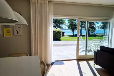 Image de Well-equipped holiday home with a view of Lake Åsnen in Hulevik, Lönashult | Se06057