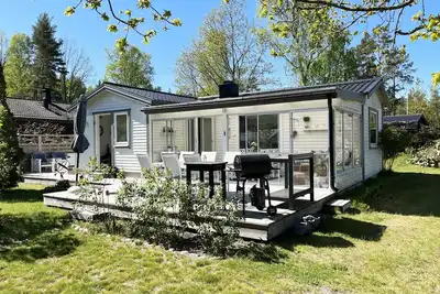 Image de Nice house with guest house 150 meters from the sea outside Västervik | Se05073