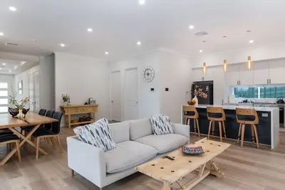 Image de McGrath welcomes you to Seabreeze Sanctuary