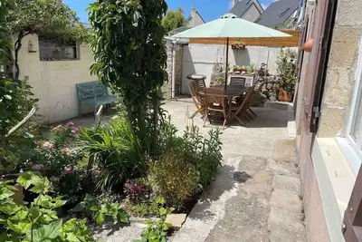 Image de Maison idéalement située. Plages et  centre ville à pied.