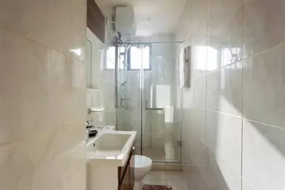 Image de Cozy 2-bedroom apartment in lovely Accra with WiFi, Ac