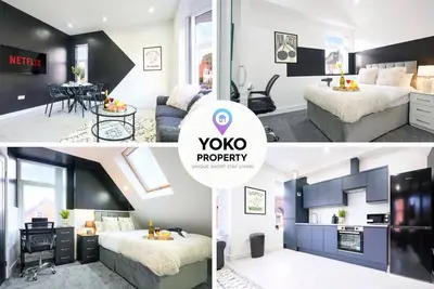 Stylish 4 bedroom 4 bathroom Flat - Free Parking