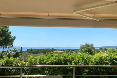Image de Pet-friendly Apartment Mediterraneo with Private Garden & Sea View