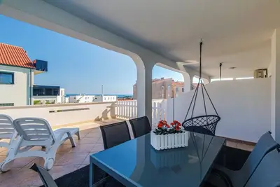 Image de Stylish Apartment LiJan °2 with Sea View and Heated Pool