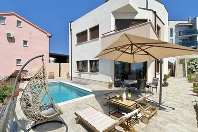 Image de Holiday Home Ira with Pool and Bbq, Family Friendly, WiFi, Parking, Pets Allowed