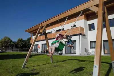 Image de Appartement de vacances avec piscine et jardin