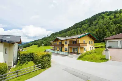 Image de Appartement de vacances avec vue sur la montagne