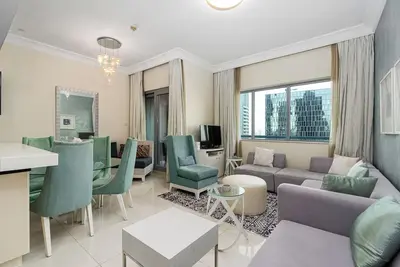 Image de Luxe 2-Br Sanctuary in Downtown w/ Pool and Gym