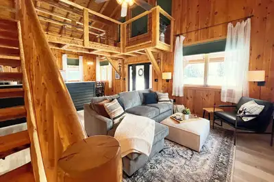 Image de Last Min. Deals! Amazing Loft Cabin+Bunkhouse. Atv Trails. Lawn Games & Hot Tub