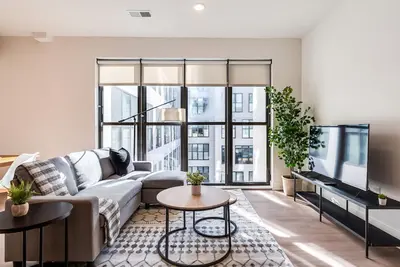 Luxury 1br • Pool • Gym • Near Casino & Stadiums