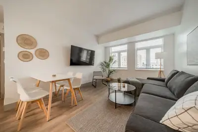 Image de 3br Modern Apt Heart of Charlotte w/ Wifi & Gym!