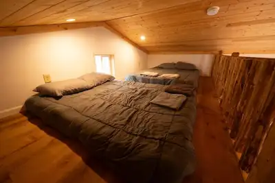 Image de Close to Fishing | King Salmon Suite | Cabin #4