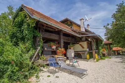 Image de Rustic Charm Cottage Country House with Sauna - Five Bedroom Holiday Home with Sauna