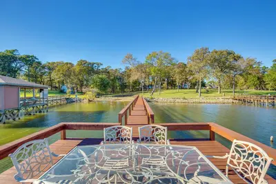 Image de Waterfront Lake Fork Getaway w/ Dock Access