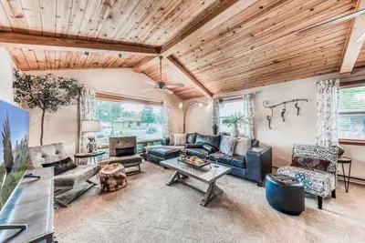 Back Nine Retreat:Kokopelli Golf Views, Updated, Family-Friendly, Casita, Gameroom