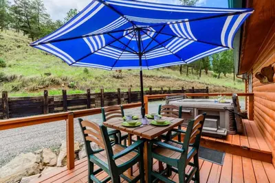 Image de Bears Gone Fishing- Hot Tub, Decks, Near Trails