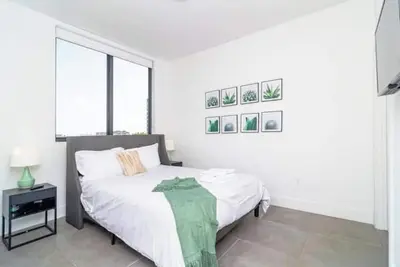 Image de 2Br King bed Oasis minutes to Brickell 6 guests