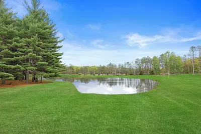 Image de Sleeps 40-  12 Bedroom/12 Bath Lodge on 80 acres with 26' x 52' Great Room