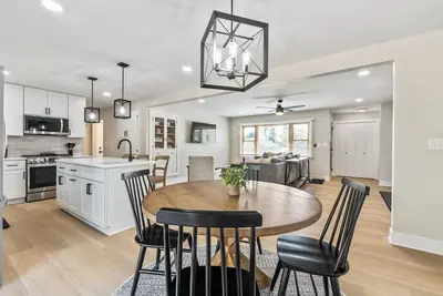 Waterside Haven + Hot Tub l Fire Pit