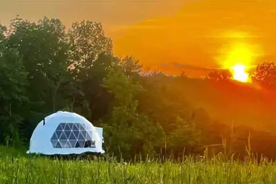 Image de Dome 4 at Come Spring Farm